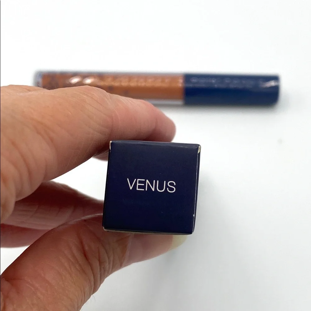 Luna By Luna| Lip Gloss| Shade Venus BNIB